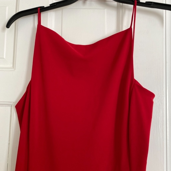 Long red open back dress - Picture 2 of 4